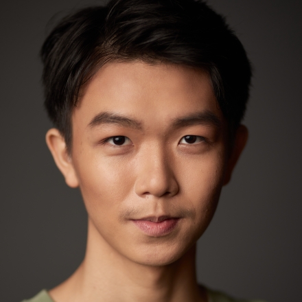 Rong Yi